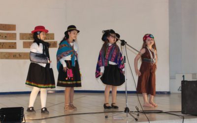 DESFILE DE MODA HISTÓRICO: VIVIENDO EL PASADO PERO CON ESTILO