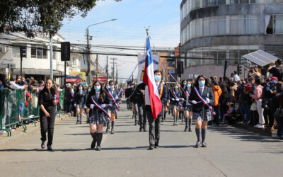 Desfile en honor a las Glorias del Ejército